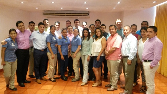 Grupo de Puerto Vallarta. Seminario de Administración y Control de costos de AYB